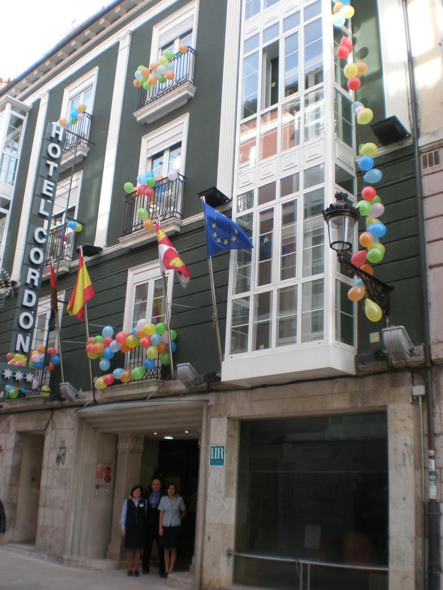Hotel Cordon Burgos Bagian luar foto